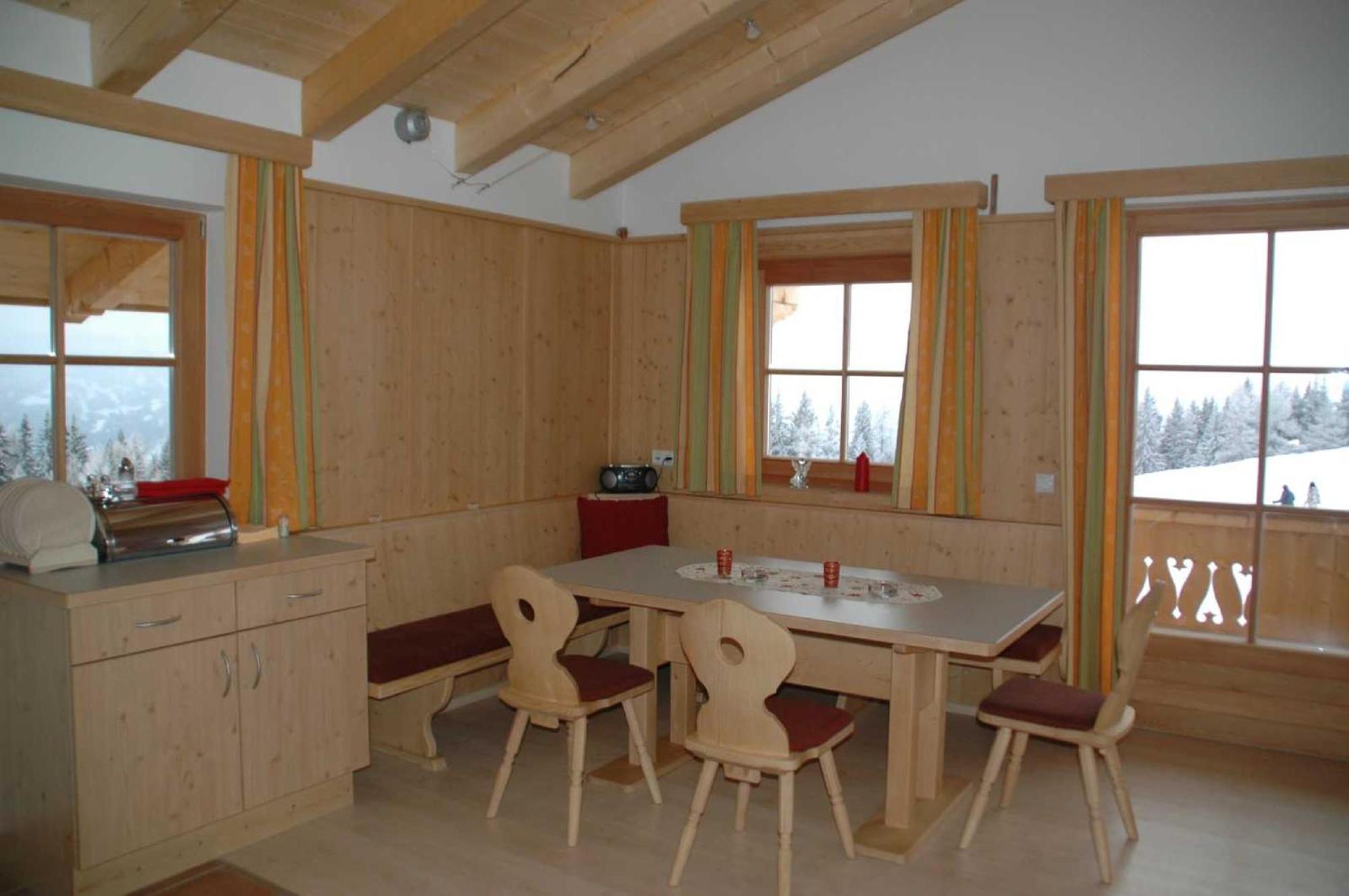 Mecki'S Dolomiten Panorama Stubn Debant Room photo